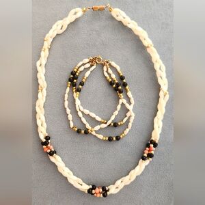 Mother-of-Pearl Necklace & Bracelet Set